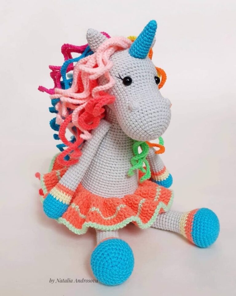 Amigurumi Rainbow Unicorn Free Crochet Pattern